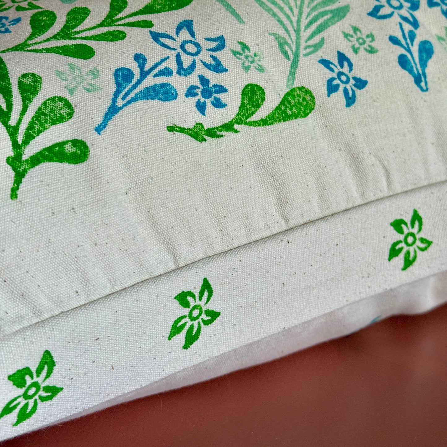 Blue and Green Leaf Pattern Cushion Cover