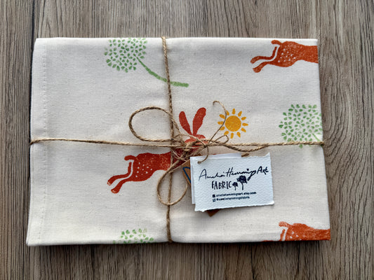 Leaping Hare Tea Towel - Organic Cotton (50 x 70cm)